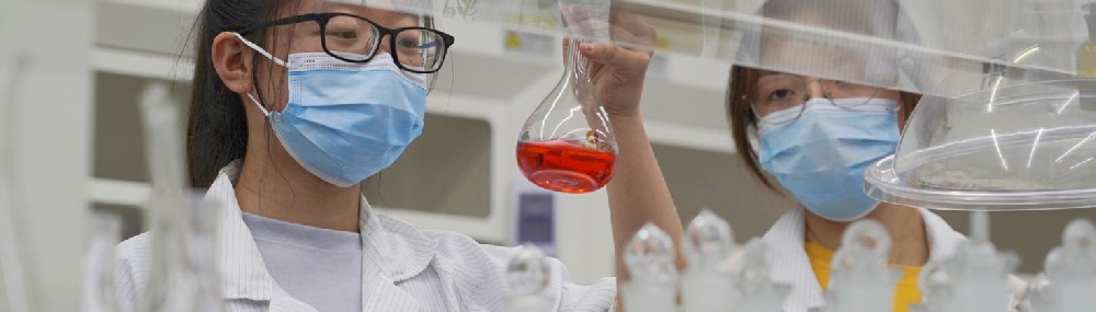 永利欢乐娱人城药业：消/健/械字号多资质转换，支持**衍生品开发